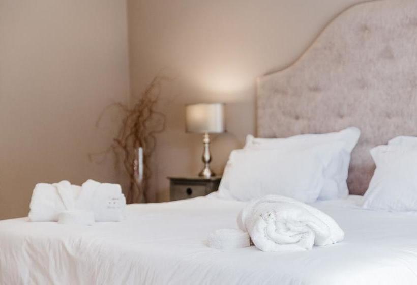 Edenbrook Country House 2