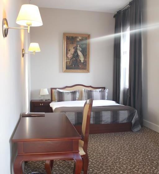 Hotel Al Pash Novomoskovskaya 11