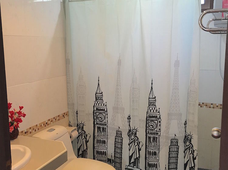 Cosy 2 Bedrooms House 14