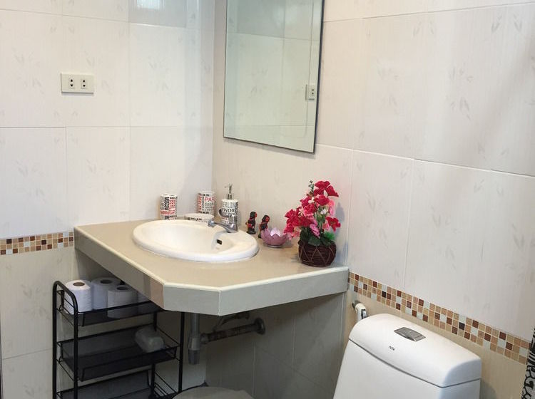 Cosy 2 Bedrooms House 15