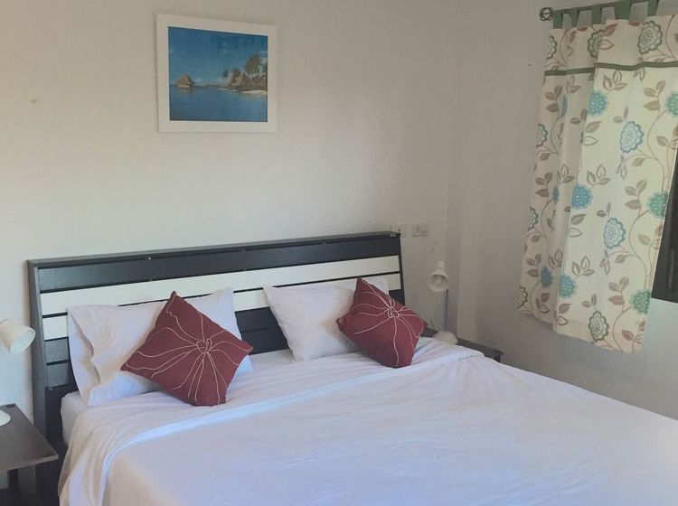 Cosy 2 Bedrooms House 3