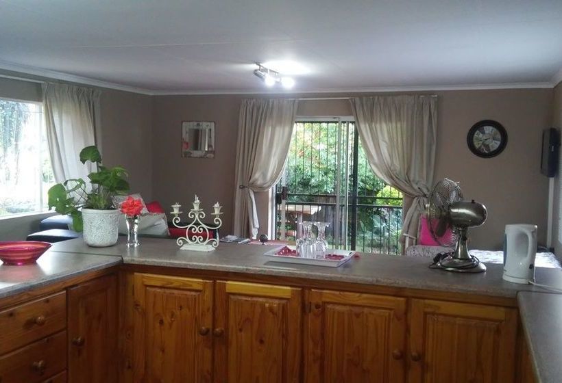 Dublin Guest Lodge 18