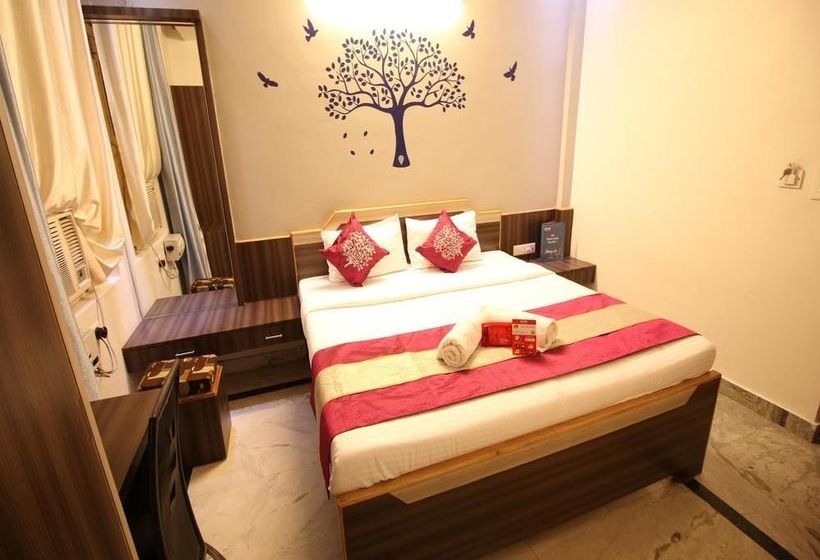 Hotel Oyo Rooms Near Railway Station 2 11