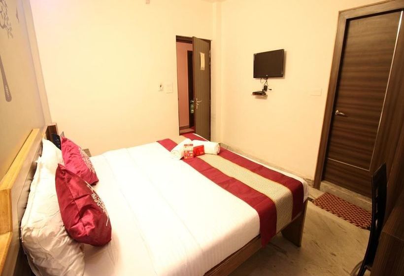 Hotel Oyo Rooms Near Railway Station 2 17