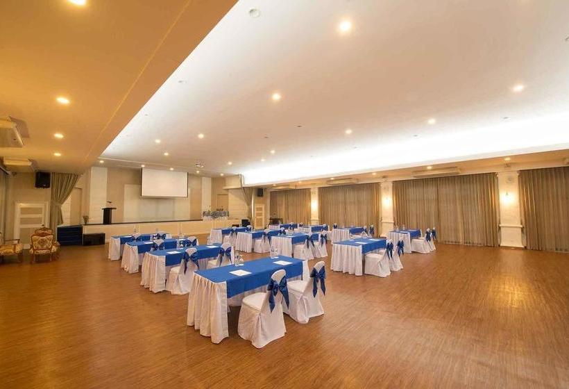 Hotel Sea Nature Rayong Resort & 11