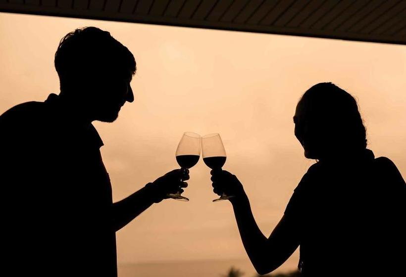 Hotel Sea Nature Rayong Resort & 9