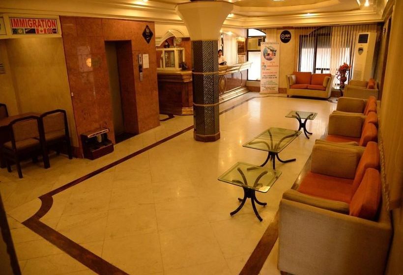 Hotel Oyo Premium Mall Road Bathinda 1