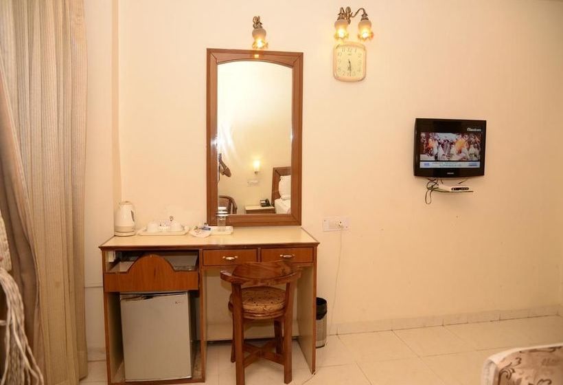 Hotel Oyo Premium Mall Road Bathinda 18