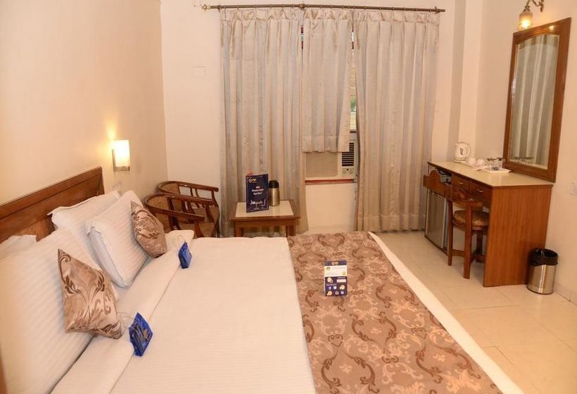 Hotel Oyo Premium Mall Road Bathinda 8