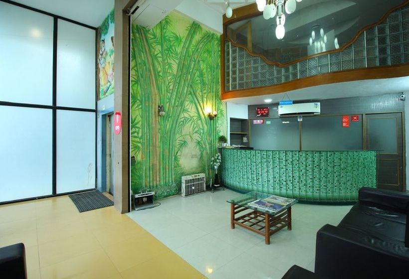 Hotel Oyo Rooms Gurdwara Sg Highway 2 1