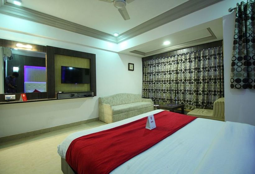 Hotel Oyo Rooms Gurdwara Sg Highway 2 12
