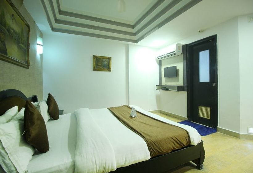 Hotel Oyo Rooms Gurdwara Sg Highway 2 13