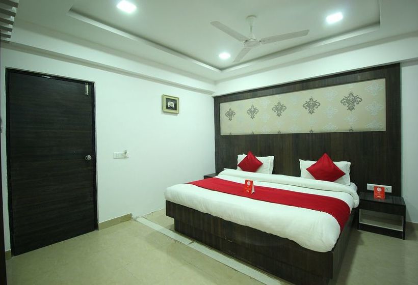 Hotel Oyo Rooms Gurdwara Sg Highway 2 16