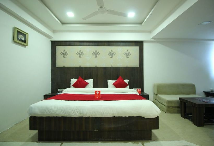 Hotel Oyo Rooms Gurdwara Sg Highway 2 18