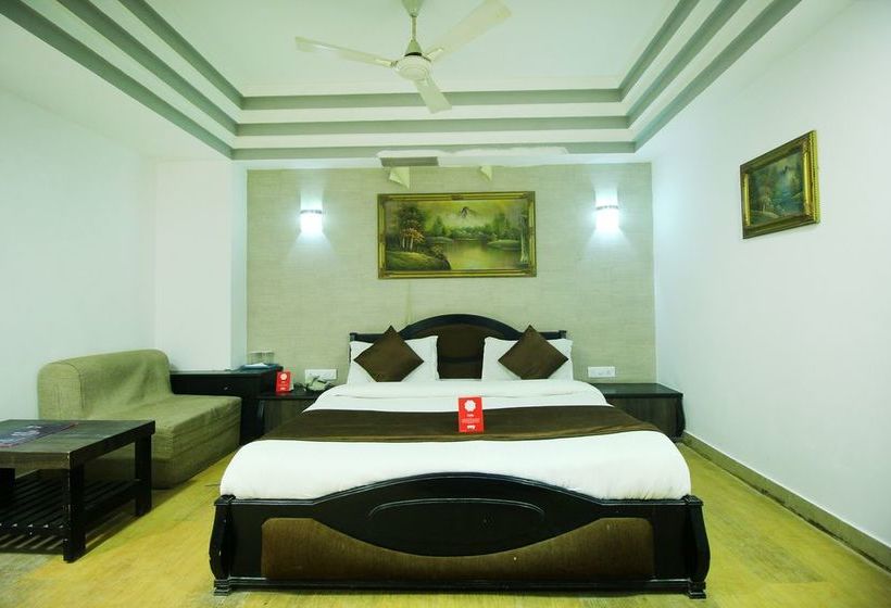 Hotel Oyo Rooms Gurdwara Sg Highway 2 20