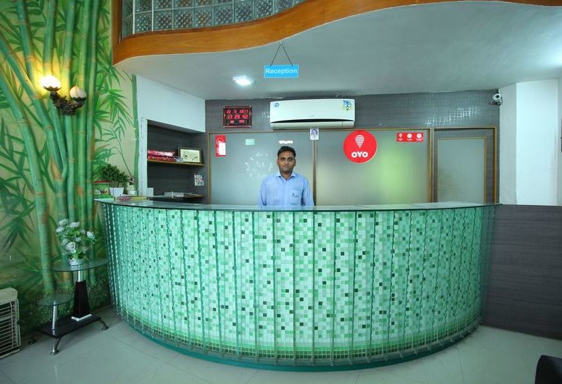 Hotel Oyo Rooms Gurdwara Sg Highway 2 4