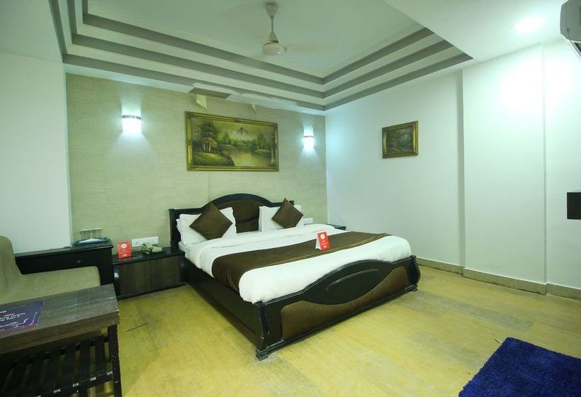 Hotel Oyo Rooms Gurdwara Sg Highway 2 9