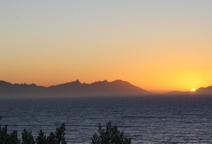 Bed and Breakfast Watercolours House 12