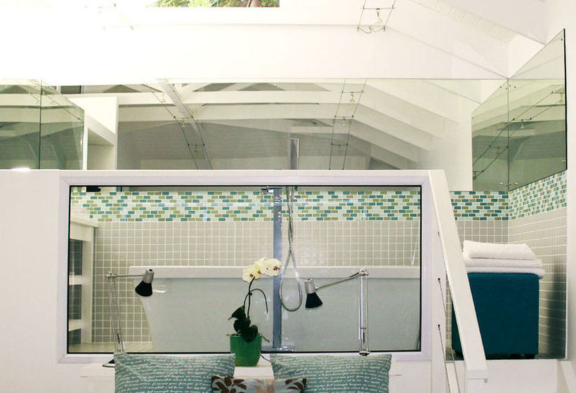 Bed and Breakfast Watercolours House 16