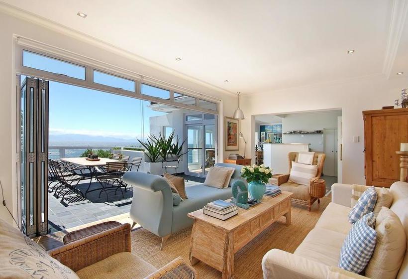 Bed and Breakfast Watercolours House 9