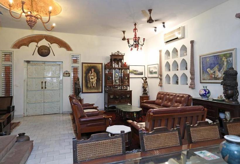 Hotel Oyo Rooms Heritage Villa Sector 40 Noida 10