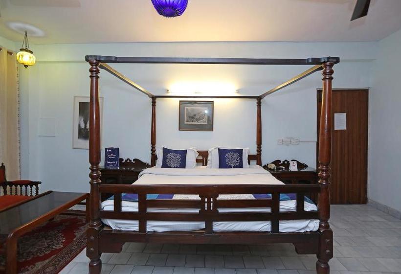 Hotel Oyo Rooms Heritage Villa Sector 40 Noida 12