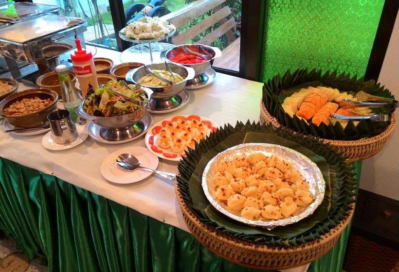 Hotel Sawadeelanna 11