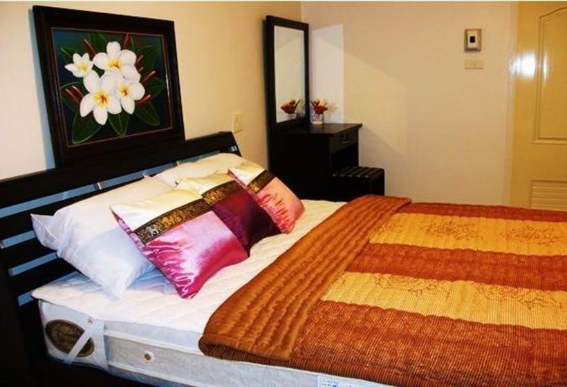 Hotel Nan Thara Place 13