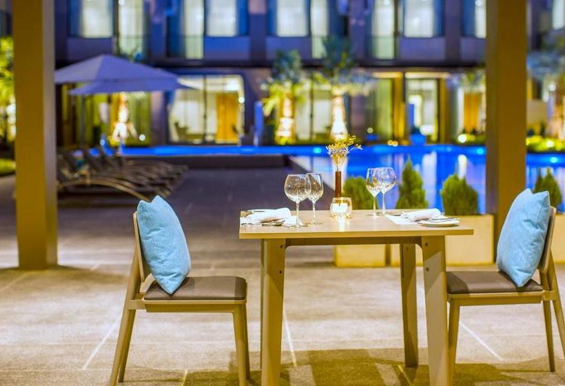 Hotel X2 Vibe Buriram 1