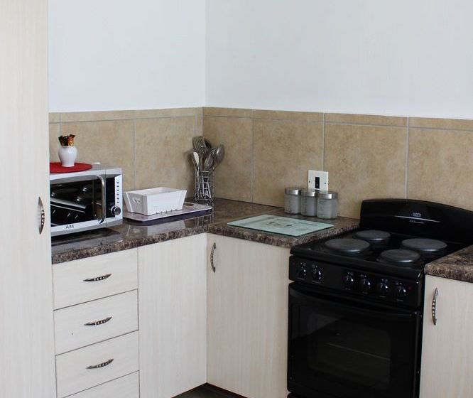 Smithland Guest Apartments 15