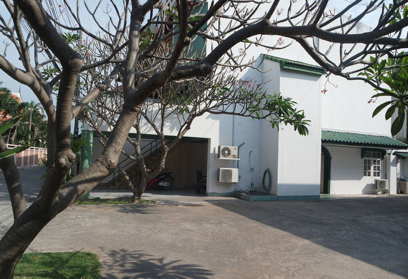 Pension Greenhouse Cha-am 9