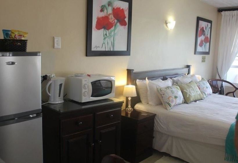 Bed and Breakfast Chartwell Guest House 3