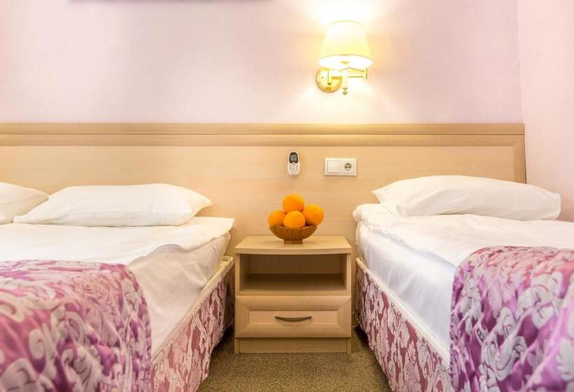 Orange Hotel On Komsomolskaya 2