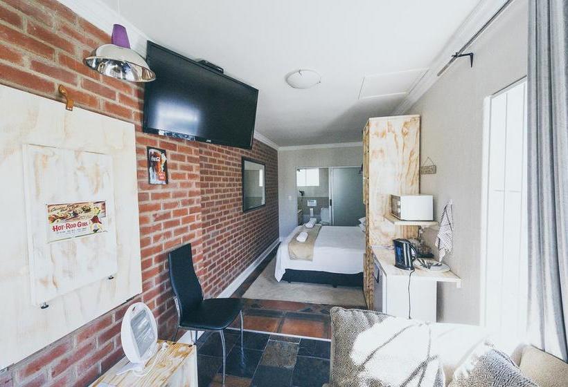 Bed and Breakfast Bandb Sandton 8