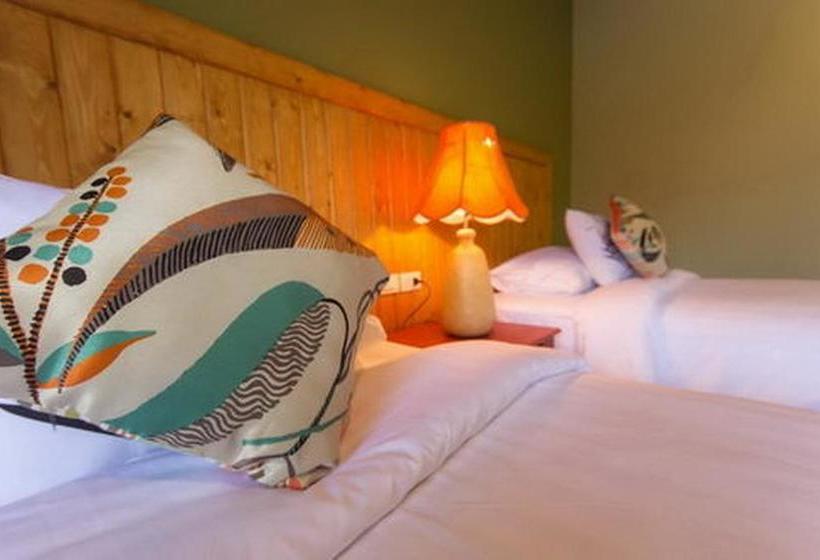 Hotel Cha Am Country Home 9