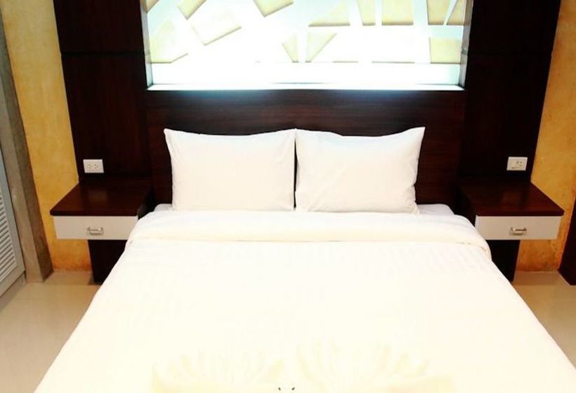 Hotel Intara Resort Udonthani 6