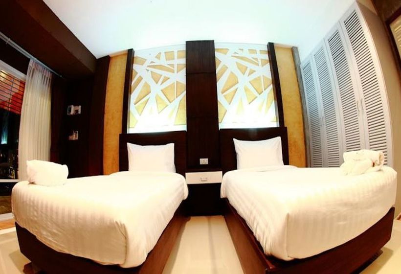 Hotel Intara Resort Udonthani 9