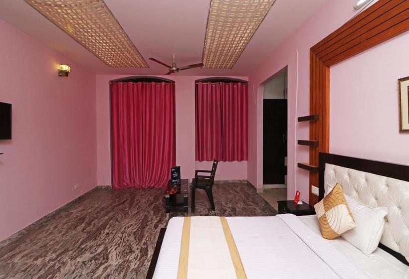 Hotel Oyo Rooms Sector 46 Noida 11
