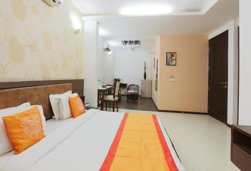 Hotel Oyo Premium Near Mega Mall