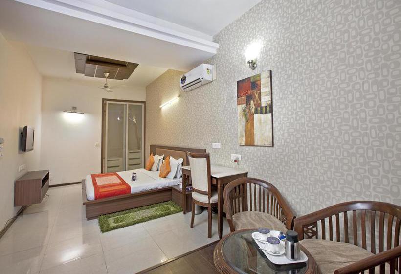 Hotel Oyo Premium Near Mega Mall 7