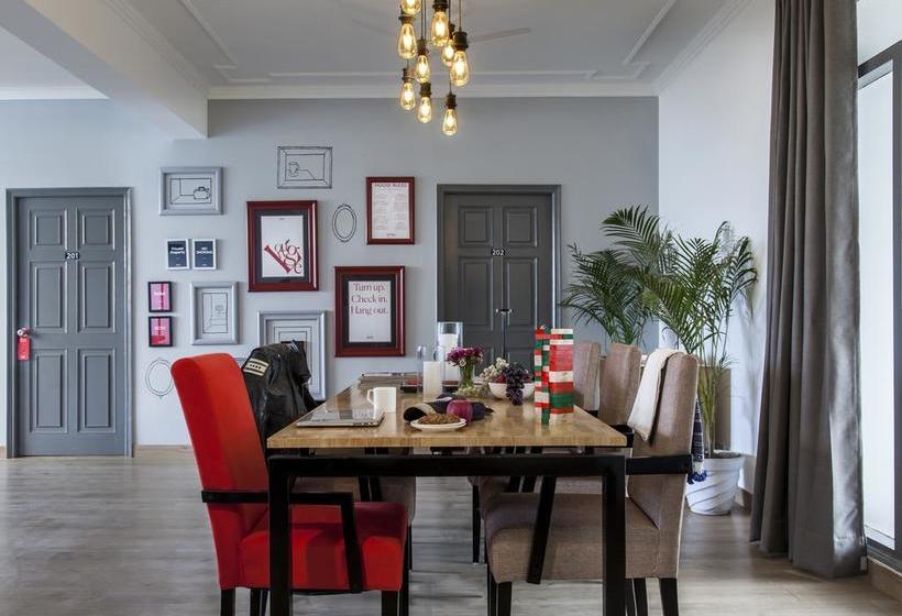 Hotel OYO Townhouse 001 3