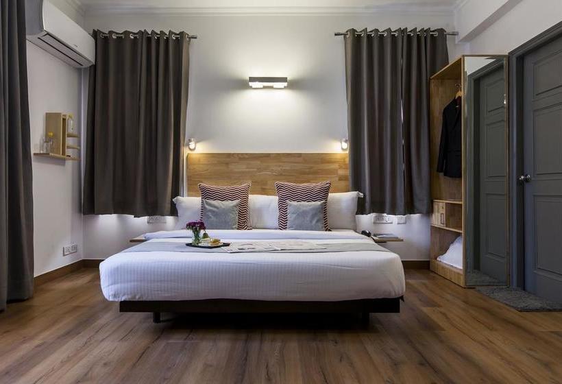 Hotel OYO Townhouse 001 4