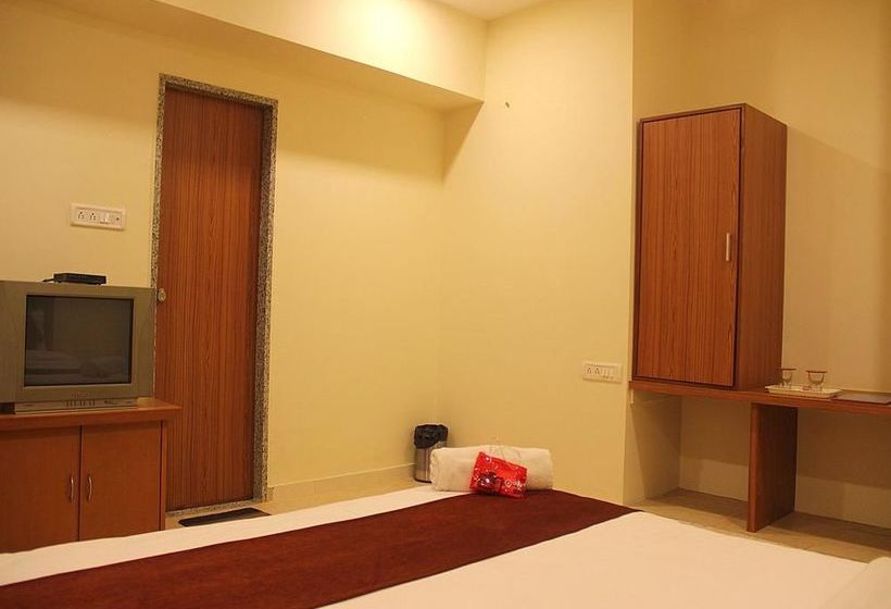 Hotel Oyo Rooms Unique Trade Center 12