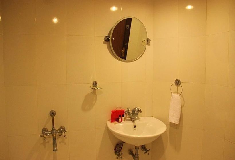 Hotel Oyo Rooms Unique Trade Center 18