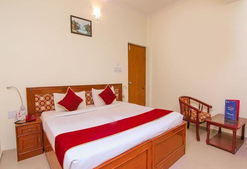 Hotel Oyo Rooms Singapore Mall Lucknow