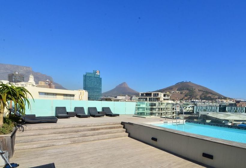 410 Harbour Bridge 13