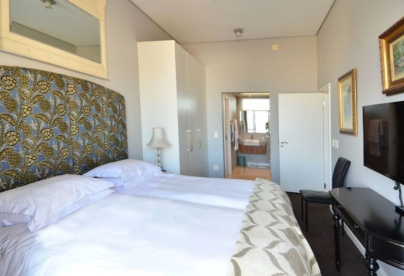 410 Harbour Bridge 3