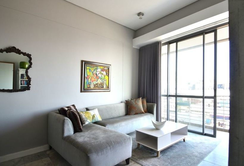 410 Harbour Bridge 8