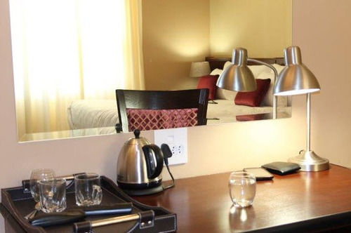 1st Class Manor B&b 2