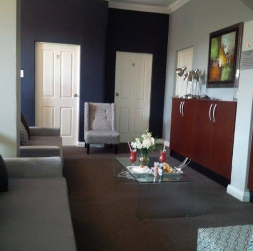 1st Class Manor B&b 6